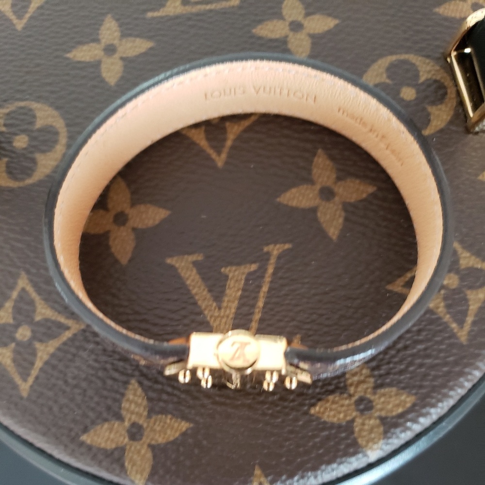 Accessory
